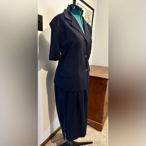 Elisabeth by Liz Claiborne Black Skirt Suit Set Women’s Size 22